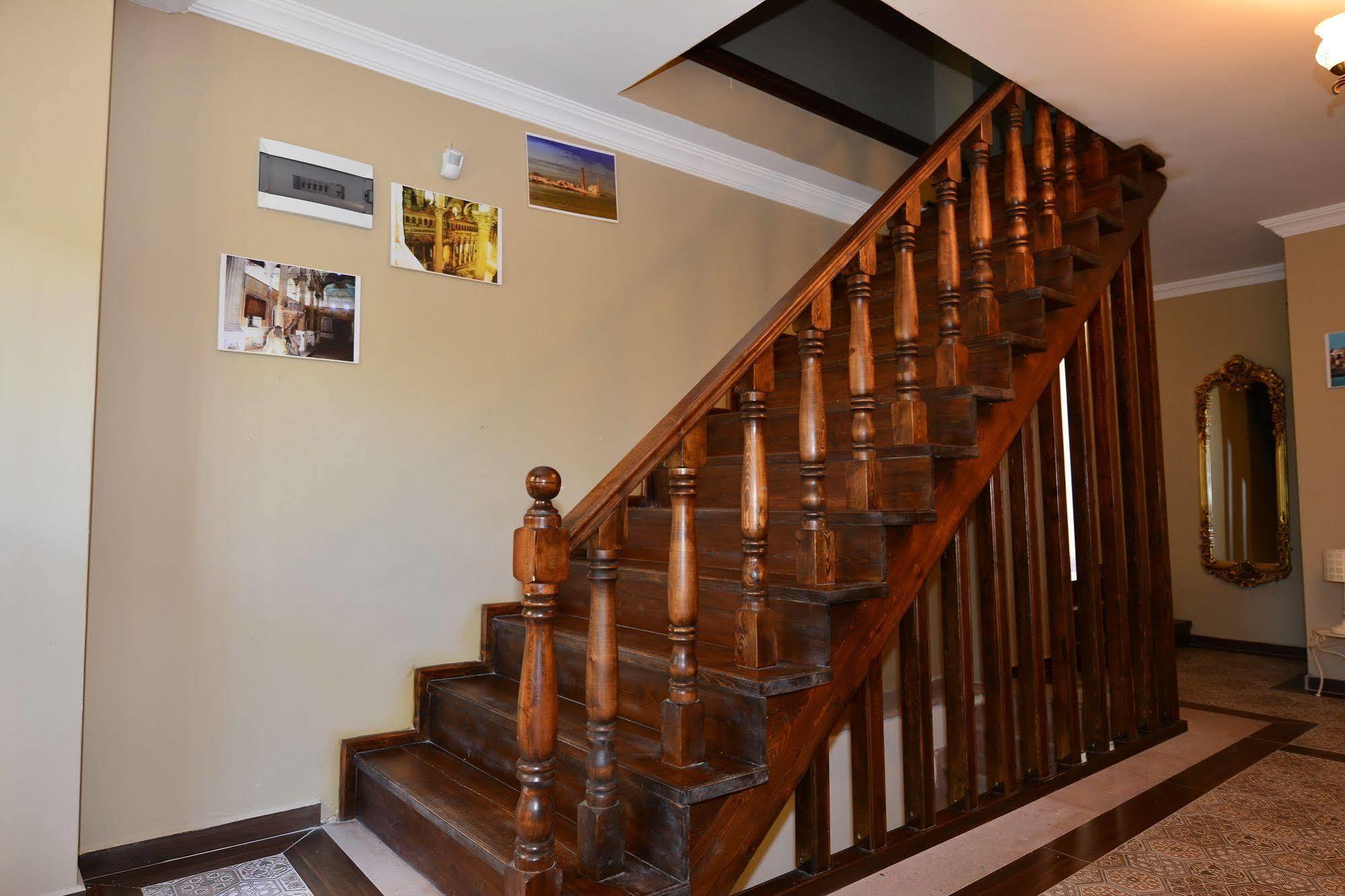 Hayriye Hanim Ege Ayvalı Buitenkant foto